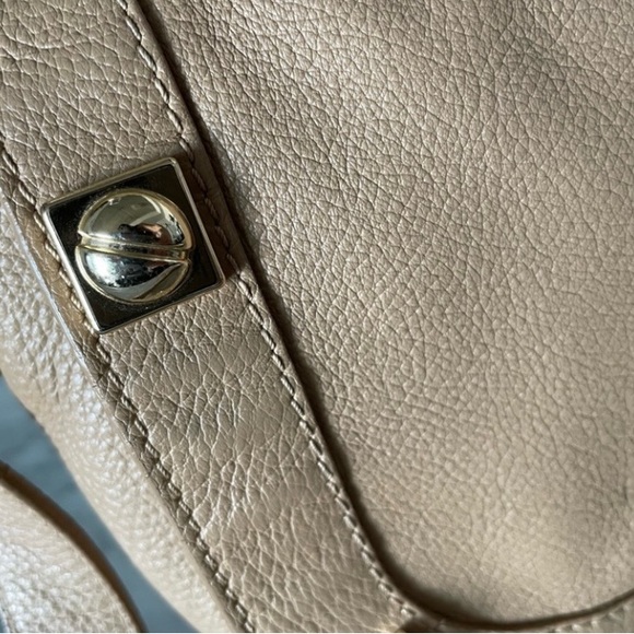Chloe bag. genuine leather beige blush color,gold hardware,serial number in pic - Picture 4 of 12